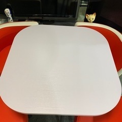 ダイニングテーブル　椅子4脚セット