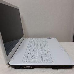 取引中です】NEC LaVie 綺麗なホワイト SSD搭載 15インチ Wi-Fi マルチ 