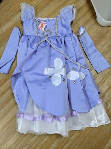 子供服女のコ白 紫ホワイト パープル80cm90cm130cm ドレス2点セット靴下セット着脱スリーブ記念撮影セレモニーパーティー結婚式 Bonechiken 村上のベビー用品 メモリアル セレモニー用品 の中古あげます 譲ります ジモティーで不用品の処分
