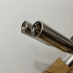 マフラー ガナドール プリウス ‪α‬ zvw