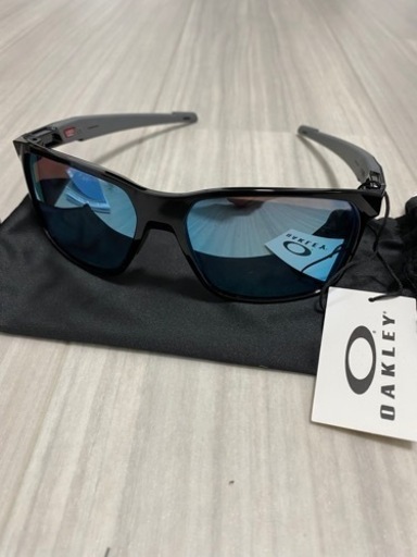 最終値下げ！新品未使用品✨OAKLEY サングラス 偏光レンズ