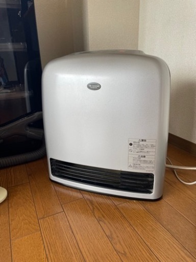 ガスファンヒーター