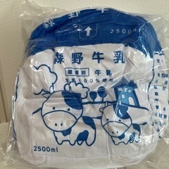 【新品】牛乳パック型　クッション