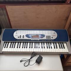 CASIO　カシオ　電子ピアノ　LK-65