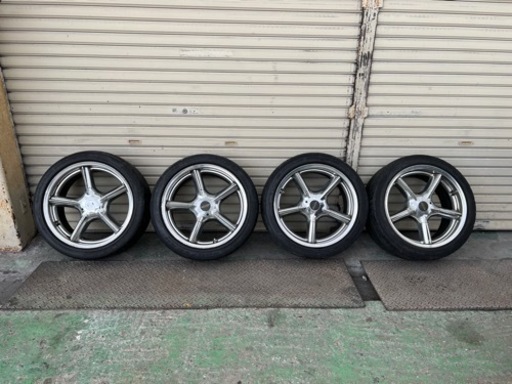 SSR ヴィエナ 8.5J 19インチ 6ケツ ハイエース 4WD