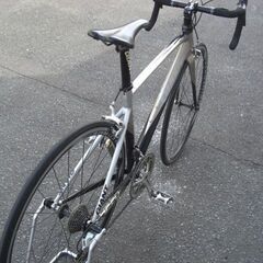 ジャイアント　　DEFY　アルミロード　入門用に　サイズ　520ｍｍ（165ＣＭ～