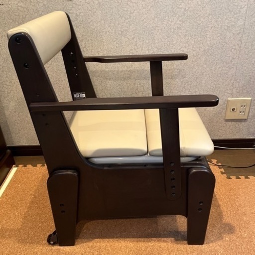 ポータブルトイレ家具調　美品トイレとして使用したことありません！