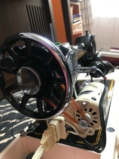 決定しました)三菱ミシン アンティークミシン改造足踏み電動つき(動作