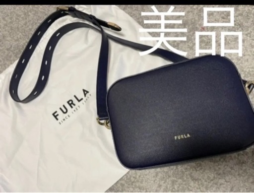 FURLA カメラバック　ショルダー