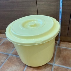 漬物樽　漬物容器30型（30Ｌ）蓋付き