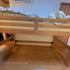 【無料】木製ベッド梯子付き(フレームのみ)