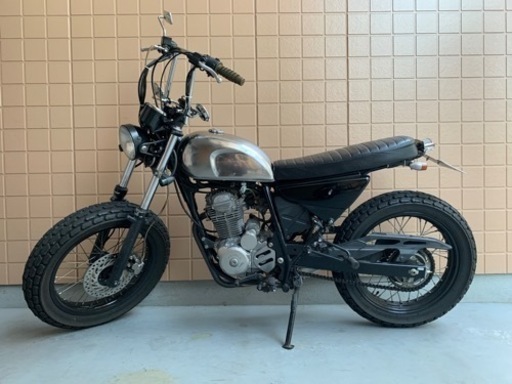 FTR223 HONDA バイク　トラッカー　ストリート　ハーレー