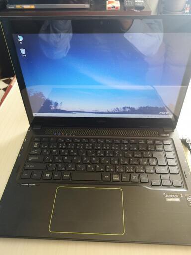 富士通ノートパソコン　Core i7-4500/メモリ8G/SSD240G/ タッチパネル搭載