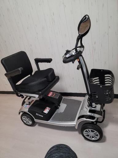 国産のシニアカーほとんど新品