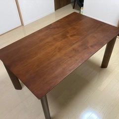 ダイニングテーブル　メーカー松田家具