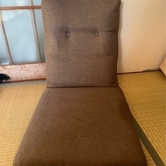 ソファーのような折り畳み椅子