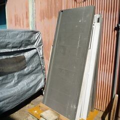 ヨドコウ　物置　エスモ　鍵有り　中古