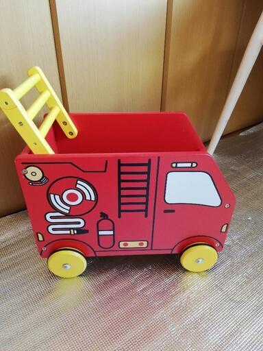 消防車 手押し車 おもちゃ入れ あんてん 北広島のおもちゃ 乗用玩具 の中古あげます 譲ります ジモティーで不用品の処分