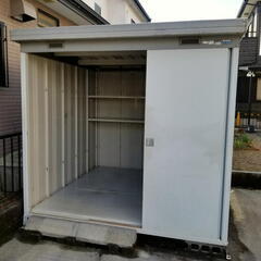 イナバ物置 ベイシー MBX-48 W2200×D2200×H2200　棚あり　鍵付き