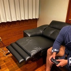 本革電動リクライニングソファ