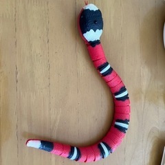 猫のおもちゃ 充電式動くヘビ