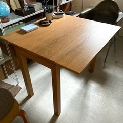 IKEA 大幅値下げ！ビュースタ　折り畳み　ダイニングテーブル