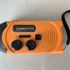 防災ラジオ　非常用照明器具　手回し充電