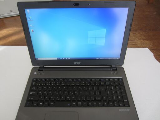 15.6型FHDノートPC　EPSON Endeavor N3900E