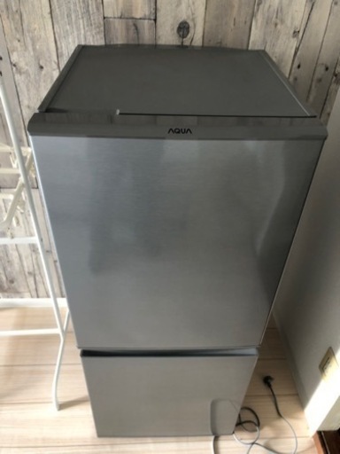 AQUA 冷蔵庫 メタリックグレー AQR-13H 美品です。