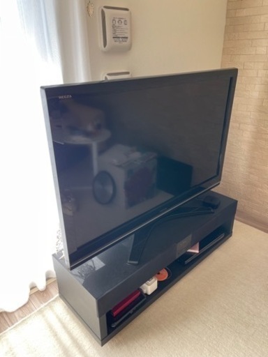 東芝52インチテレビ、スピーカー付きテレビ台　お引き取りのみ