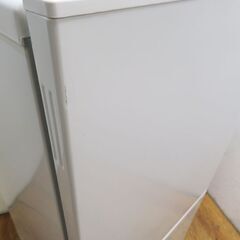 配達設置無料！ 2019年製 110L フラットタイプ冷蔵庫 ホワイト BL04