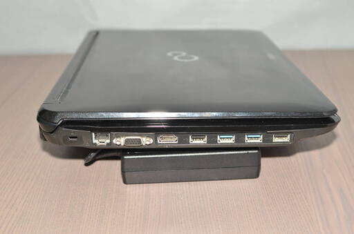 最新Windows11+office 爆速新品SSD256GB 富士通 LIFEBOOK AH56/D i7
