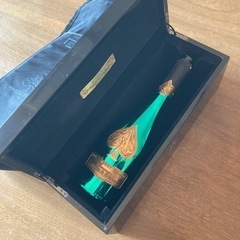 高級シャンパン　アルマンド空瓶空箱