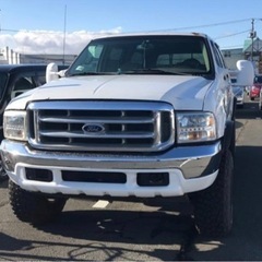 00‘ Ford Excursion Limited 左