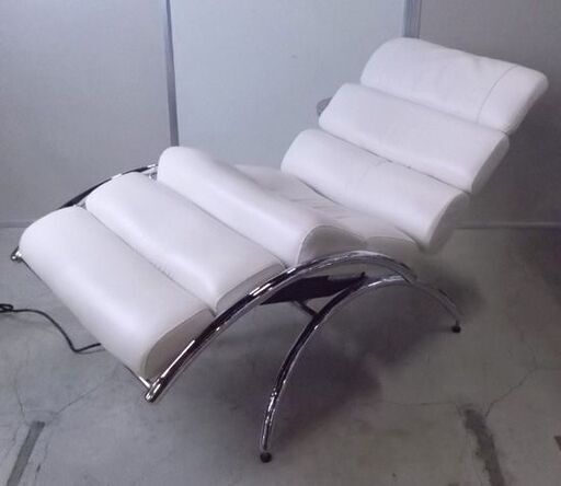 タカラベルモント カルム リラクゼーションチェア 白 電動 SC