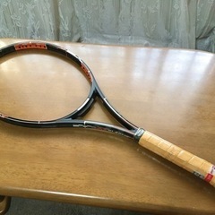 テニスラケット未使用 (定価3万5700円)