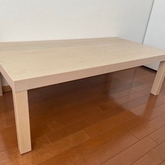 木目調テーブル