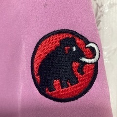 MAMMUT ピンクのジャケット　used 