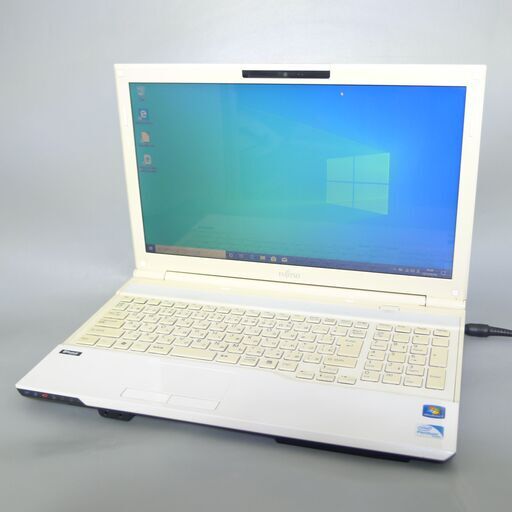 高速SSD Wi-Fi有 ノートパソコン 15.6型 富士通 AH42/H 中古美品 Pentium 4GB DVDマルチ 無線 Bluetooth webカメラ Windows10 Office