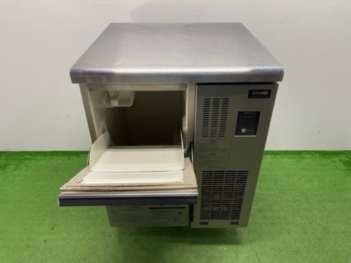 サンヨー/SANYO 業務用 全自動製氷機 フレークアイスメーカー サンヨー/SANYO 業務用 全自動製氷機 フレークアイスメーカー