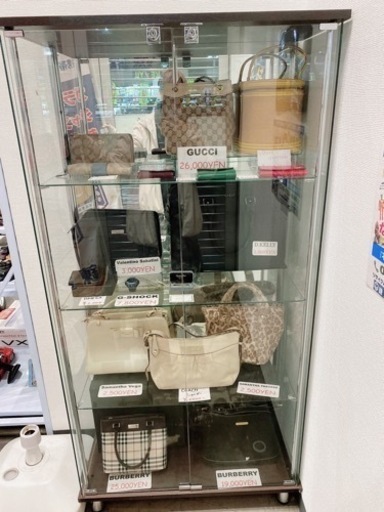 GUCCI BURBERRY ブランド品　バック　小物　14000〜