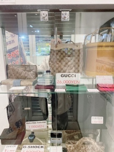 GUCCI BURBERRY ブランド品　バック　小物　14000〜