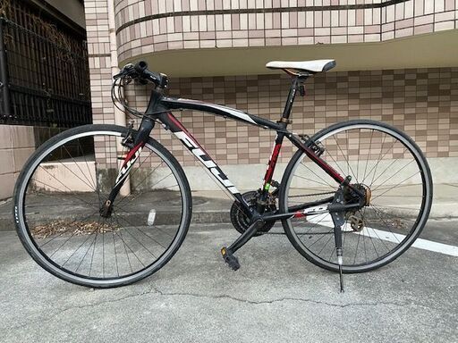 【メンテナンス済み】クロスバイク！FUJI SPARROW　700c　アルミフレーム　ブラック　700C×28c　 3×8