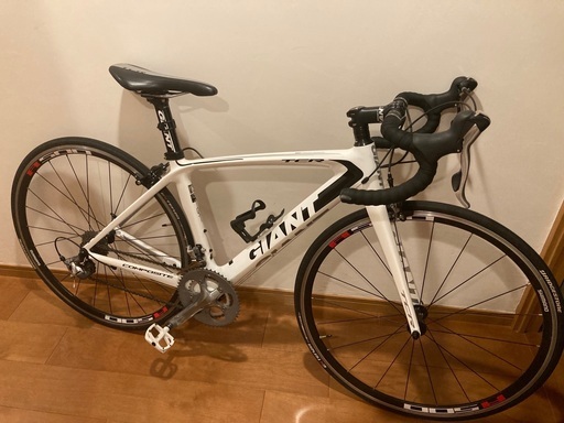 ❤公式に取扱❤ 値下げしました！GIANT DEFY COMPOSITE SE カーボン