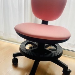 ［ニトリ］学習椅子　ピンク