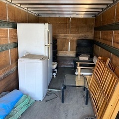 空のコンテナ電気ボタンパワーゲート付き。