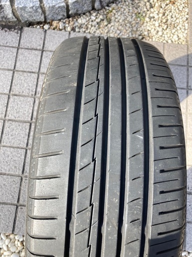夏用タイヤ売ります
