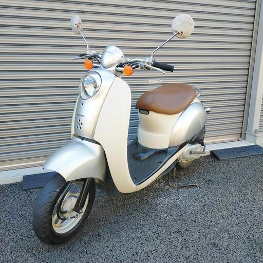 1069.お洒落可愛い♪　スクーピー　バッテリーシート新品　千葉県柏市　即日配送、自走引き取りも可能