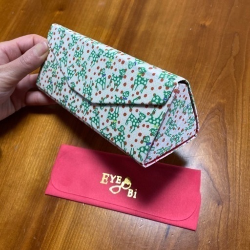 Abiste 折り畳み メガネケース メガネ拭き 犬柄 新品 Pon 大阪難波のノベルティグッズの中古あげます 譲ります ジモティーで不用品の処分