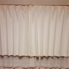 白のカーテン左右セット(縦110センチ×横210センチ)